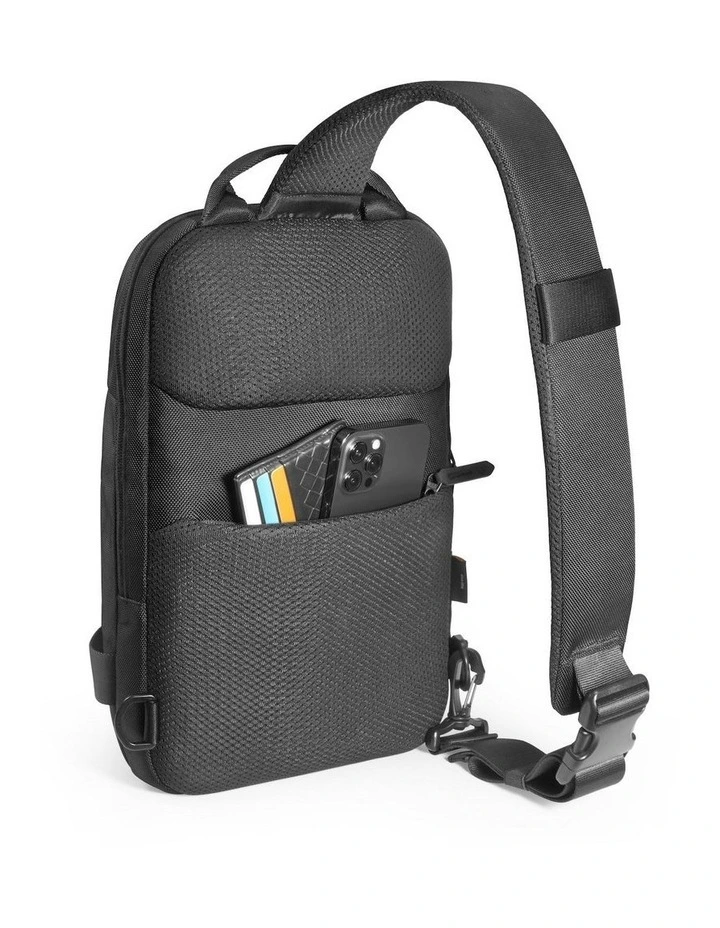 Navigator-T24 Everyday Sling Bag 5L in Black image 3