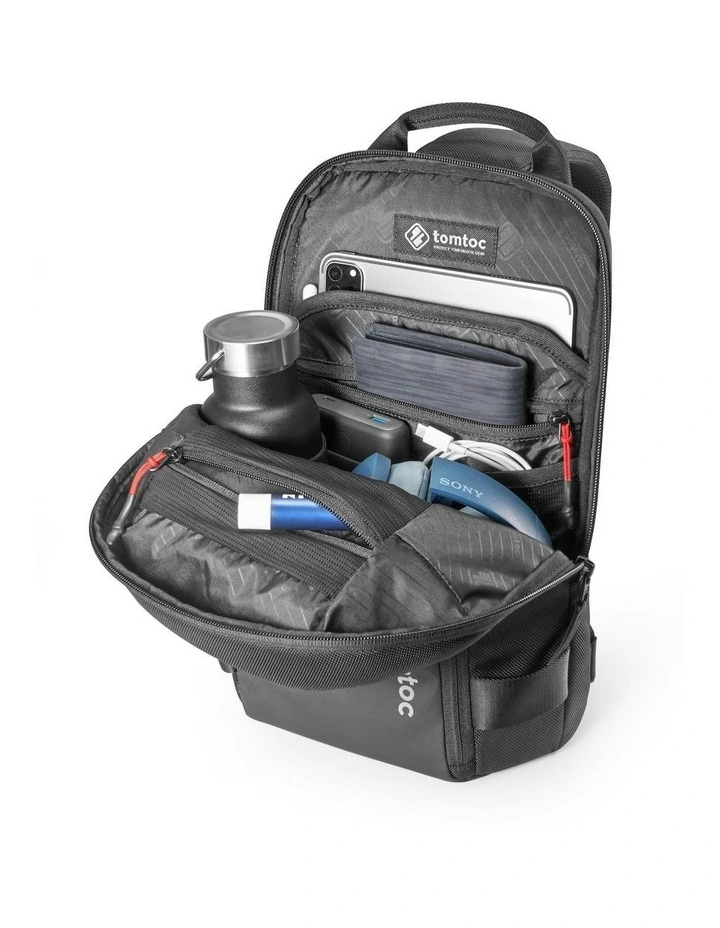 Navigator-T24 Everyday Sling Bag 5L in Black image 6