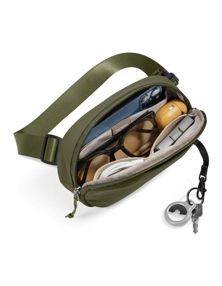 Sling Bean Belt Bag 1.5L in Green image 2