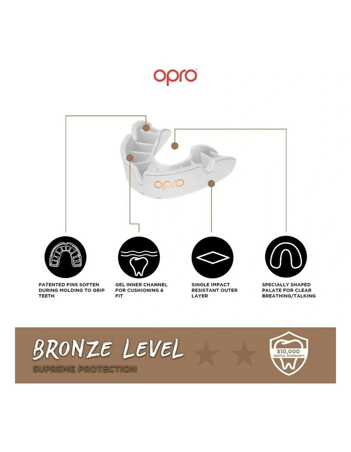 Bronze Gen 4 Youth Mouthguard in Black image 2