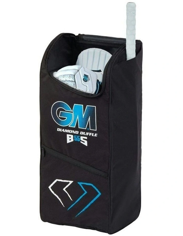 Diamond S24 Duffle Bag in Black image 2