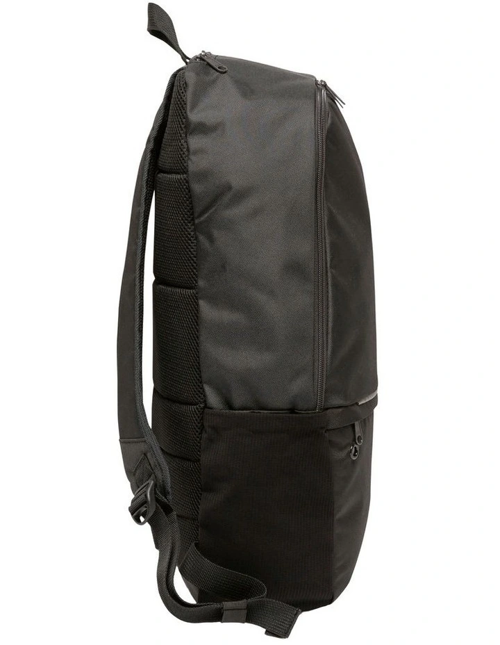 Essential Backpack 24L in Black image 7