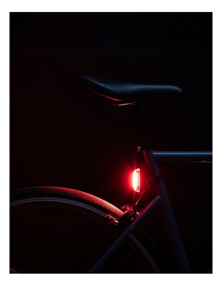 920 ST LED USB Front & Rear Bike Light Set in Black image 3