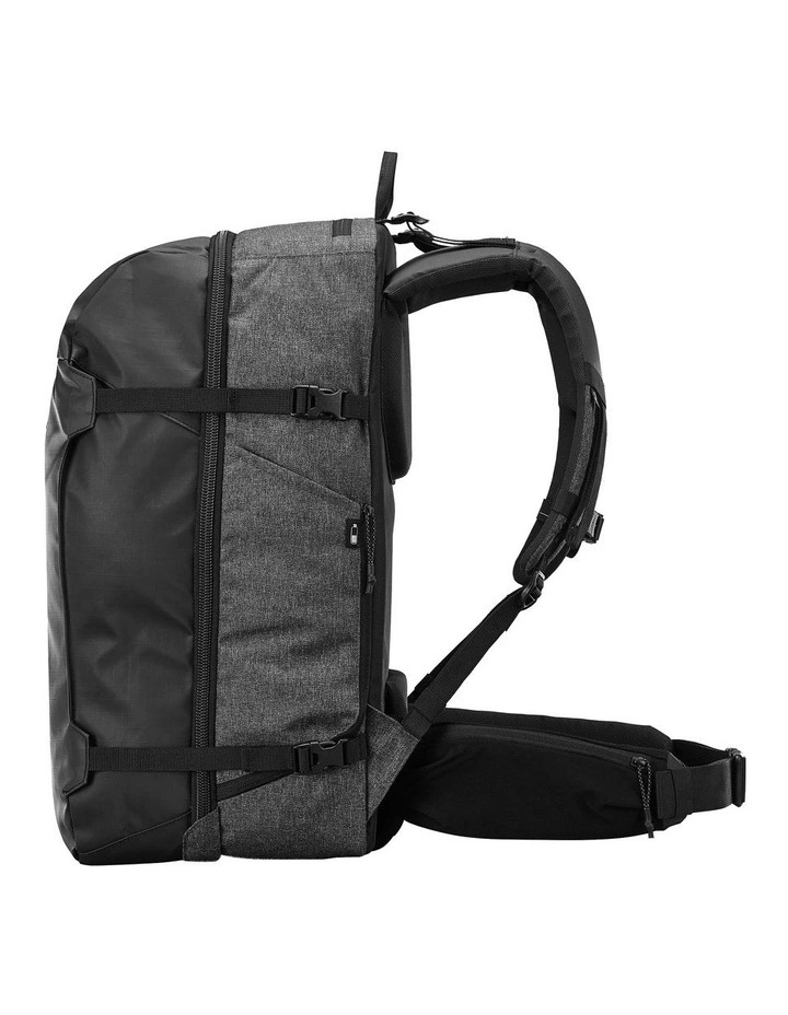 500 Organizer Backpack Travel 40L in Black image 5