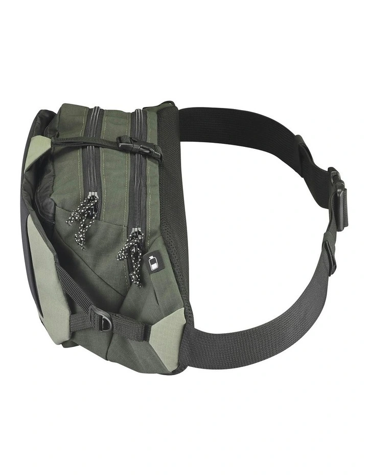 Travel Bum Bag 7L in Khaki image 2