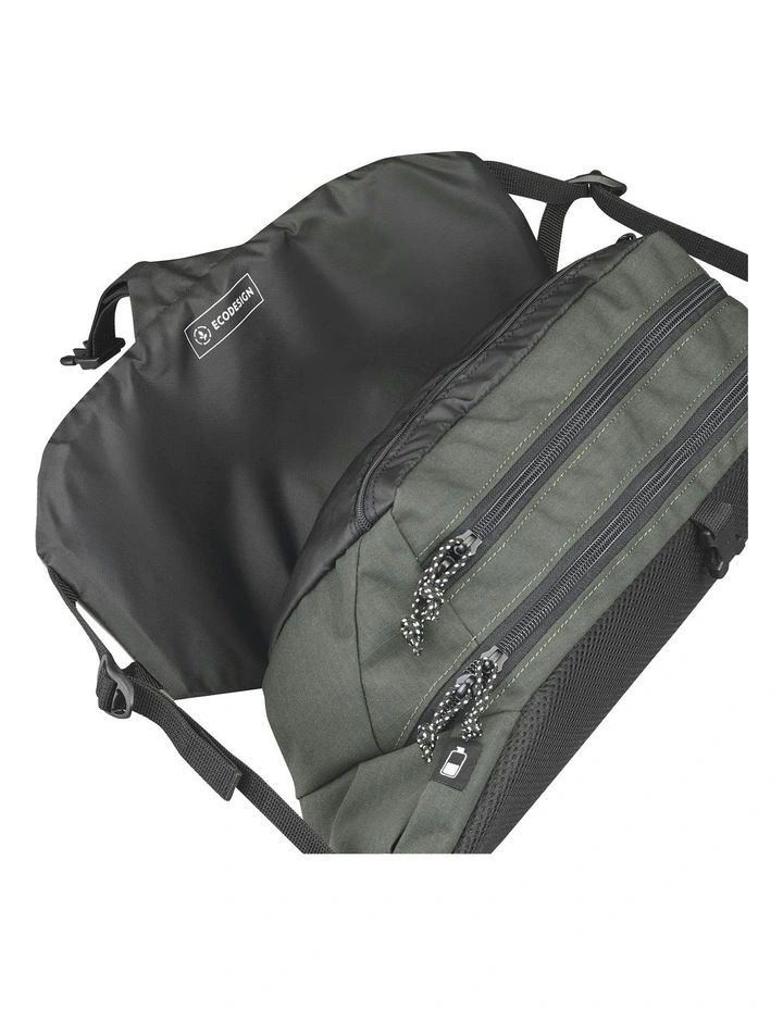 Travel Bum Bag 7L in Khaki image 5