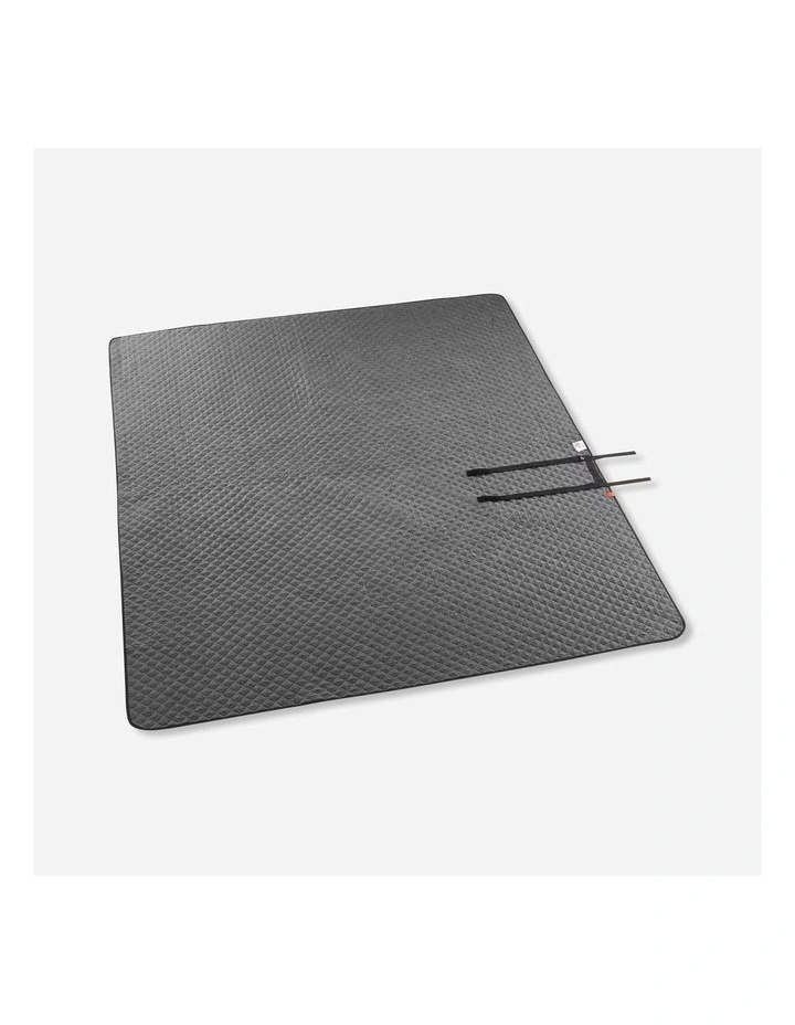 Picnicking And Camping Comfortable XL Cover 210 x 170 cm in Black image 4