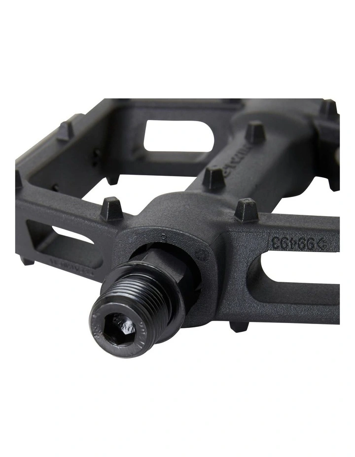 Flat Mountain 520 Grip Bike Pedals in Black image 4