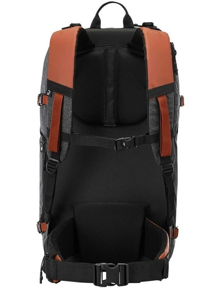 Travel 500 Organiser Backpack 40L in Orange image 4