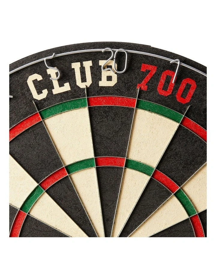 Club 700 Traditional Dartboard image 1