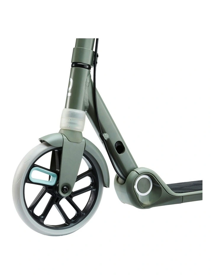 M900 Scooter in Multi image 6