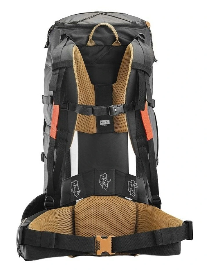 TREK 100 Easyfit Mountain Trekking Rucksack Bag 50L in Black image 2