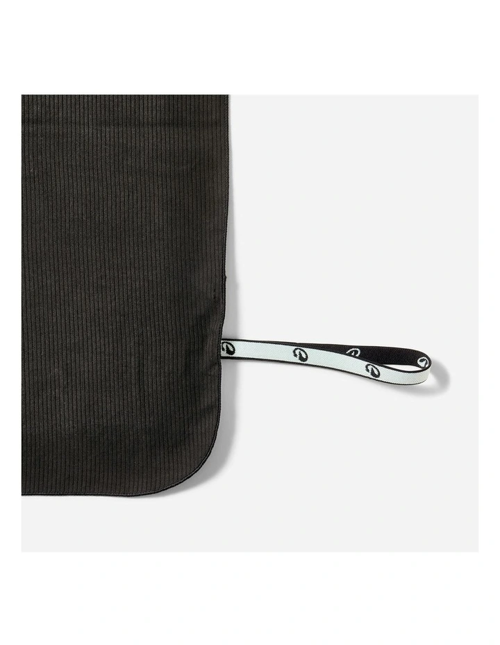 Microfibre Swimming Towel Size XL 110 x 175 cm in Black image 4