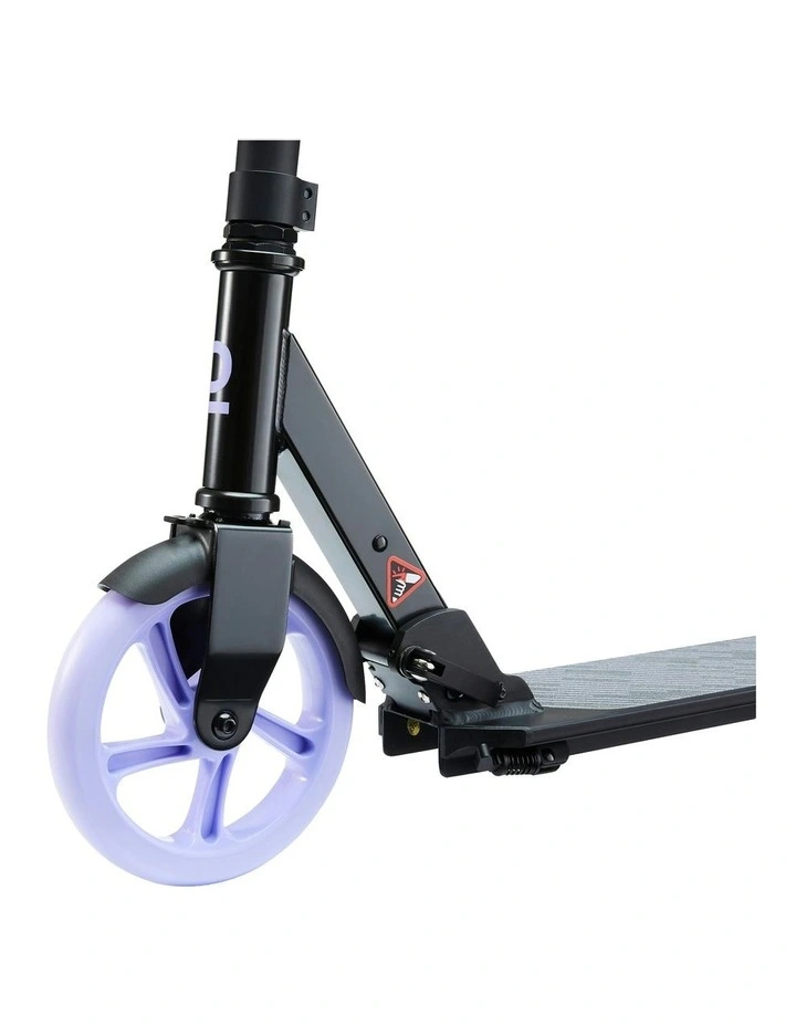 Mid 7 Scooter with Kickstand in Black/Lavender image 3
