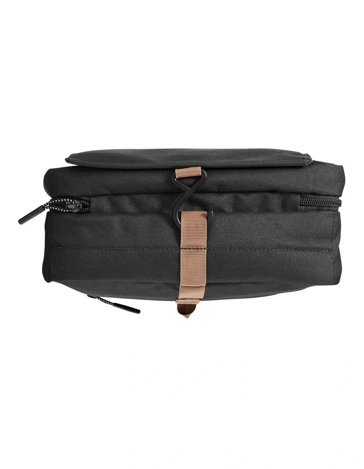 Decathlon Travel Trekking Wash Bag image 4