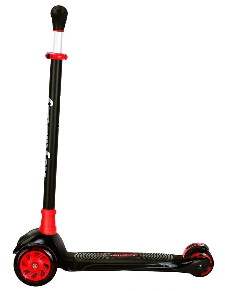 Scooter in Red image 5