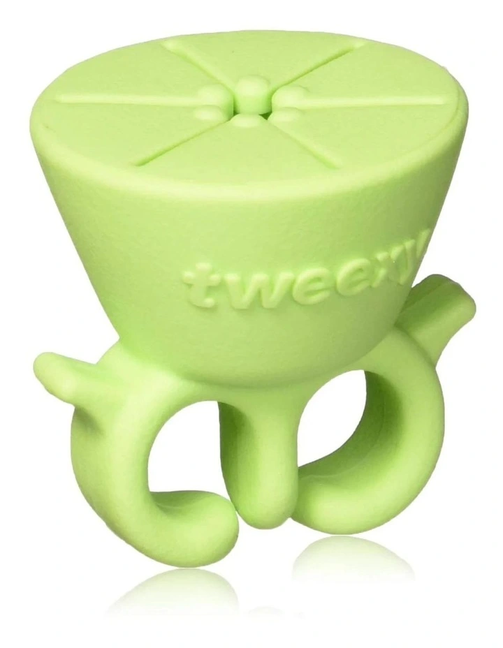 Tweexy Silicone Nail Polish Bottle Holder In California Green MYER