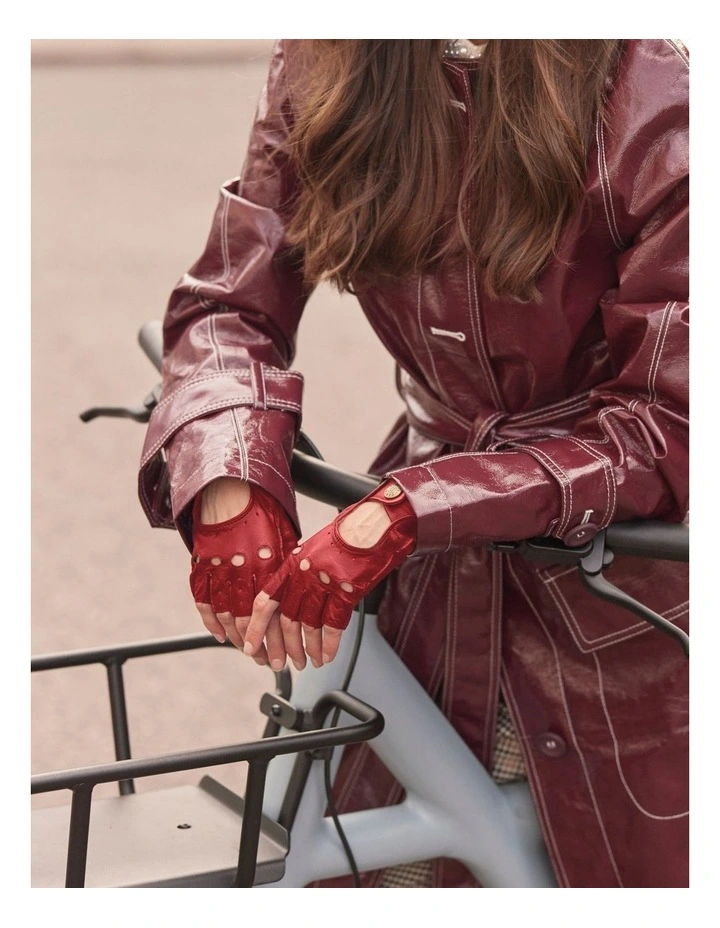 Womens Fingerless Leather Driving Gloves in Berry image 2