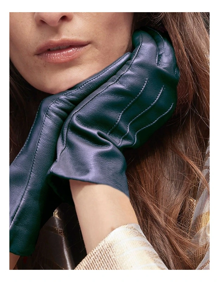 Womens Silk Lined Leather Gloves in Navy image 2