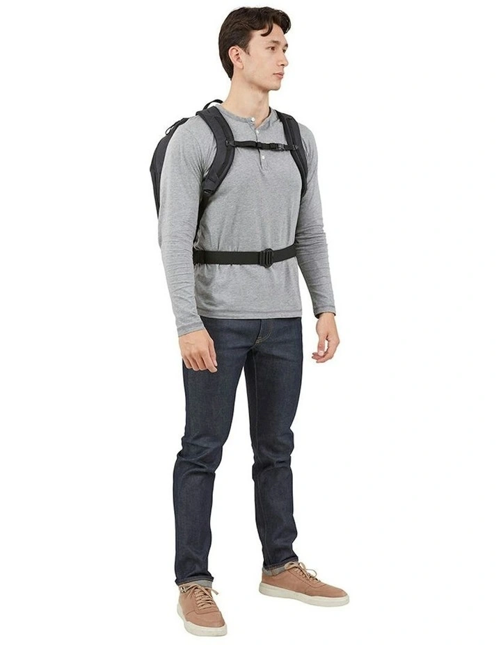 Aion Travel Backpack 40L in Black image 2