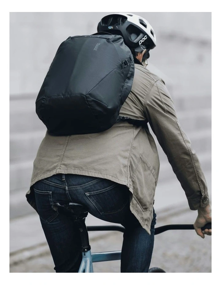 Tact Backpack Bag 21L in Black image 6