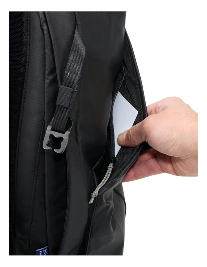 Tact Travel Backpack 16L in Black image 3