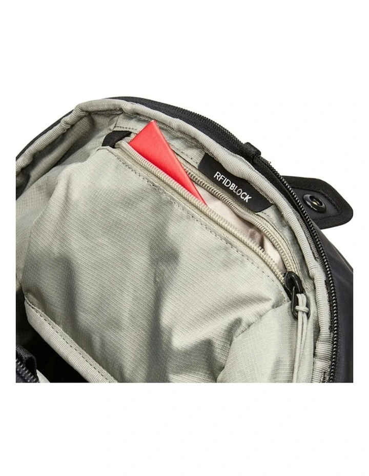 Tact Travel Backpack 16L in Black image 6
