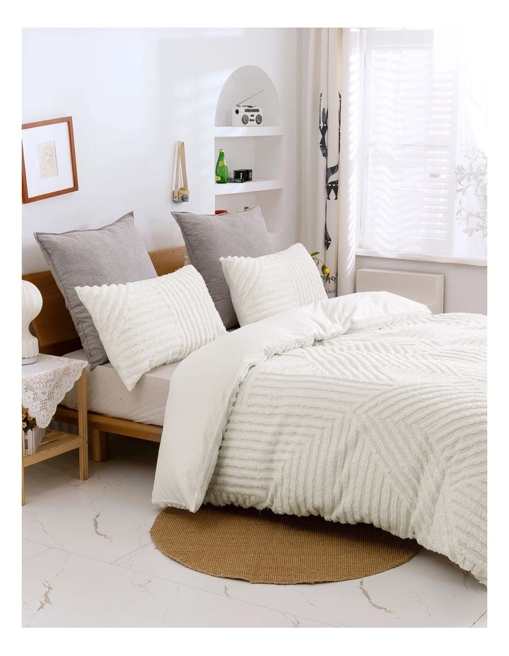 Tufted Washed Vintage Cotton Quilt Cover Set in Evie image 2