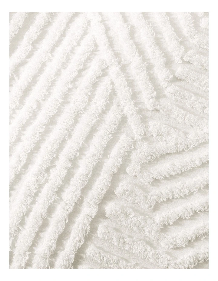 Tufted Washed Vintage Cotton Quilt Cover Set in Evie image 4