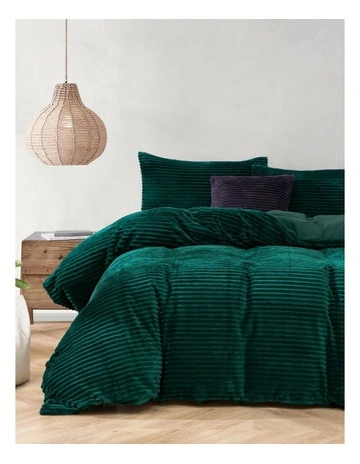 Embossed Teddy Fleece Quilt Cover Set in Emerald