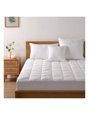 700GSM Ball Fibre Mattress Topper in White