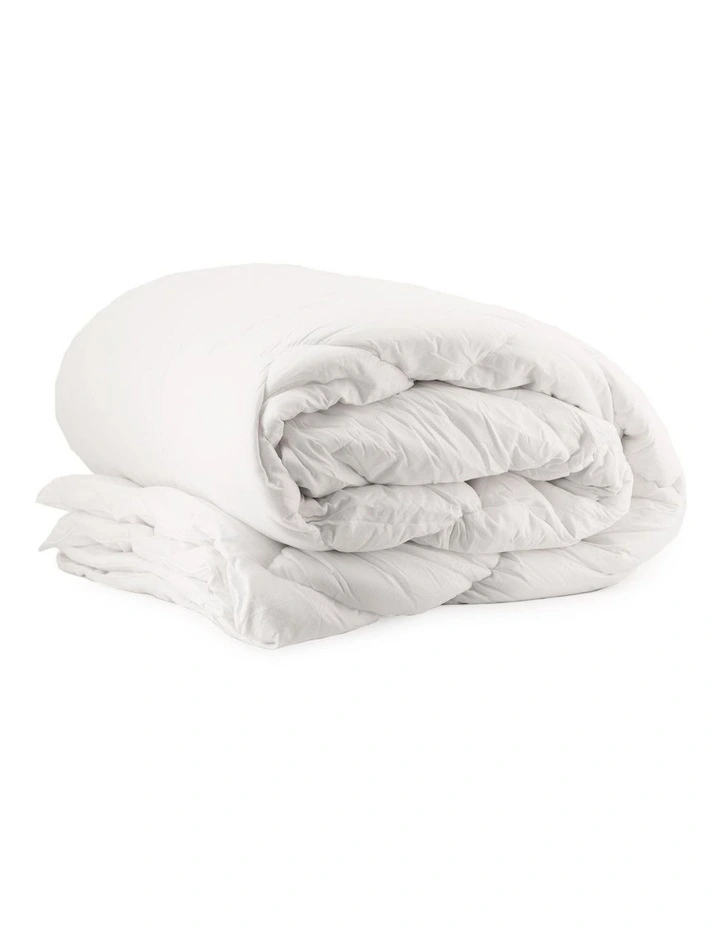 Breathable Eco-Friendly Organic Cotton Quilt in White image 1