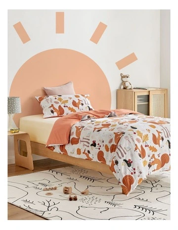 Find a Squirrel Quilt Cover Set in White