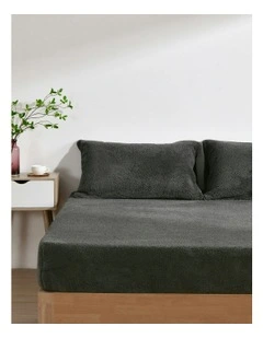 Jasper Teddy Fleece Combo Fitted Sheet Set in Charcoal