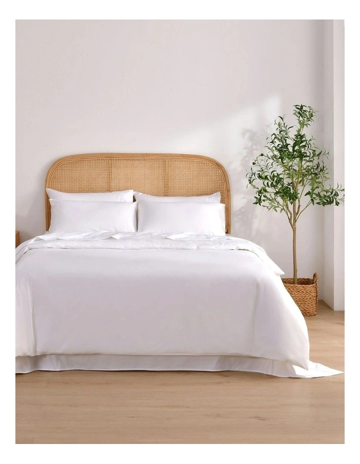 1500TC Cotton Rich Sateen Quilt Cover Set in White image 1