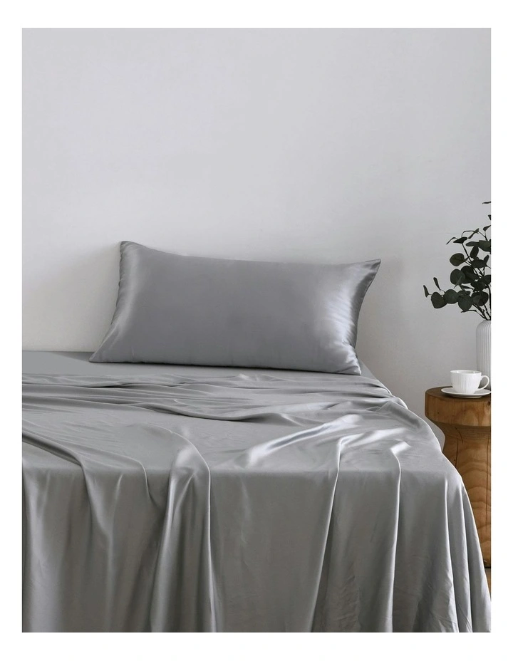 Luxe Mulberry Silk Pillowcase 25 Momme King 50 x 90cm in Grey image 1
