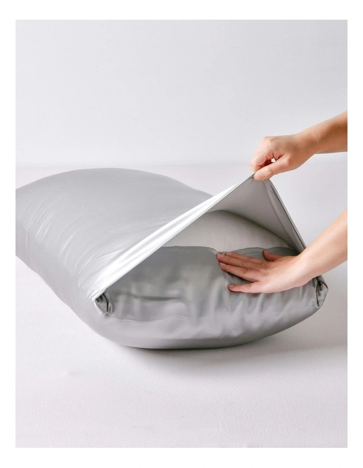 Luxe Mulberry Silk Pillowcase 25 Momme King 50 x 90cm in Grey image 4