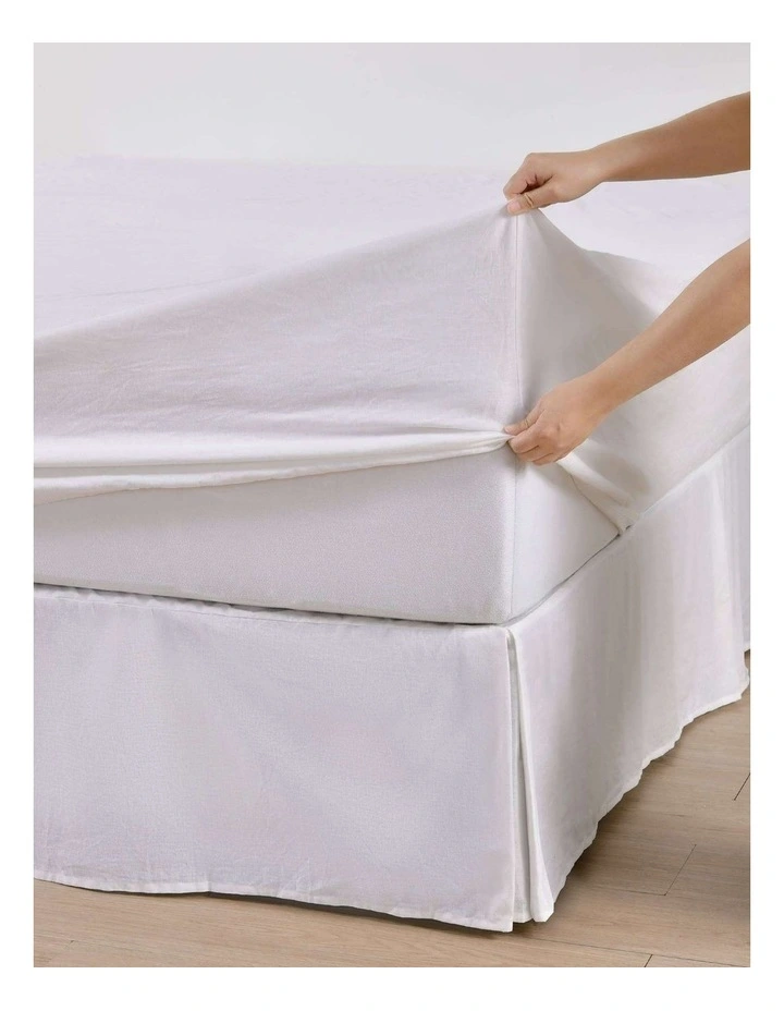 Linen Cotton Sheet Set in White image 2