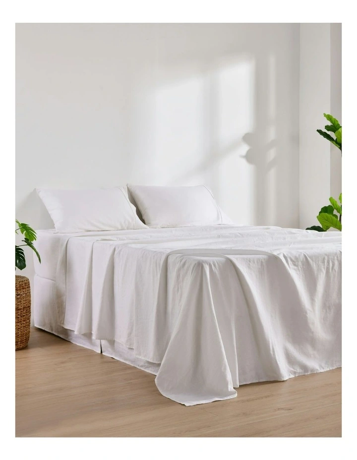 Linen Cotton Sheet Set in White image 3