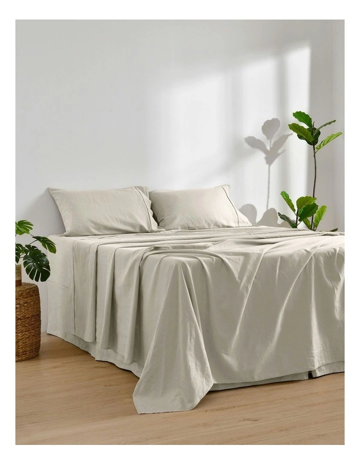 Linen Cotton Sheet Set in Oatmeal image 3