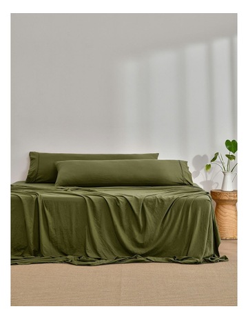 Olive colour