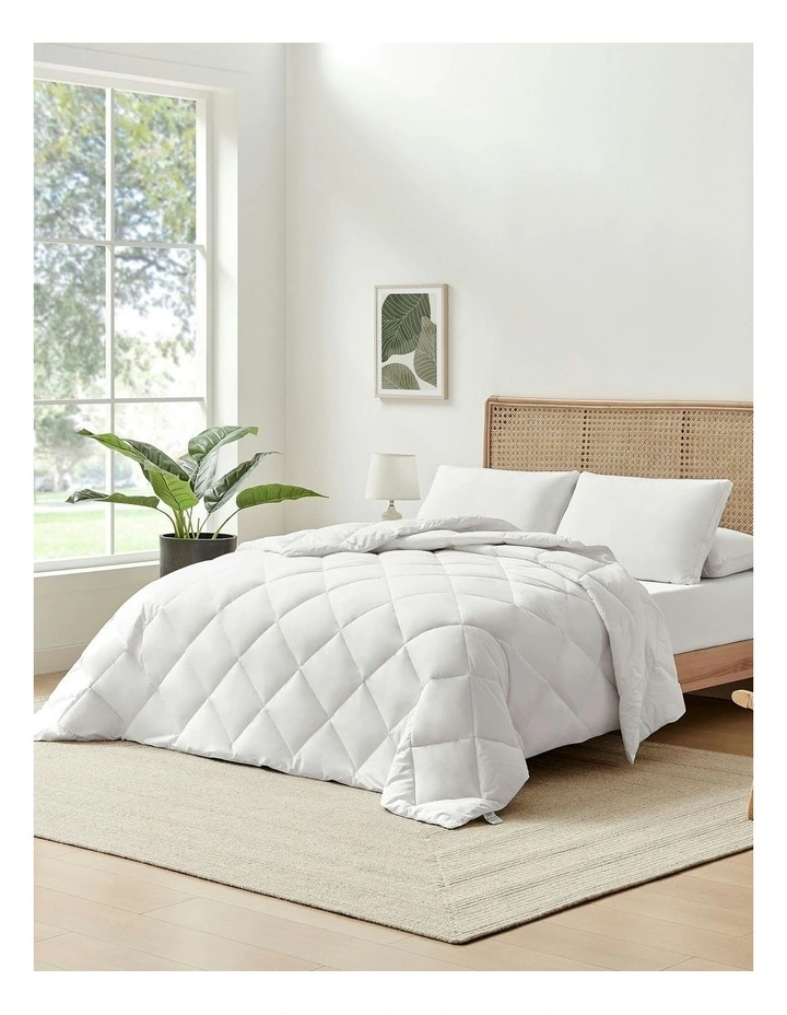 Healthguard Cotton Quilt in White image 2