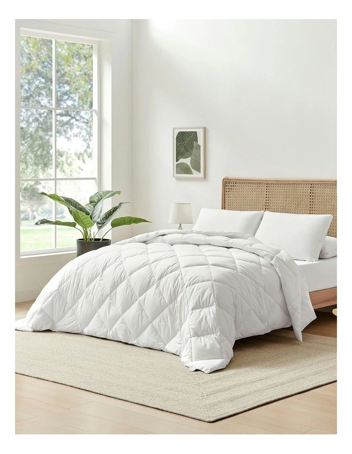 Healthguard Cotton Quilt in White image 4