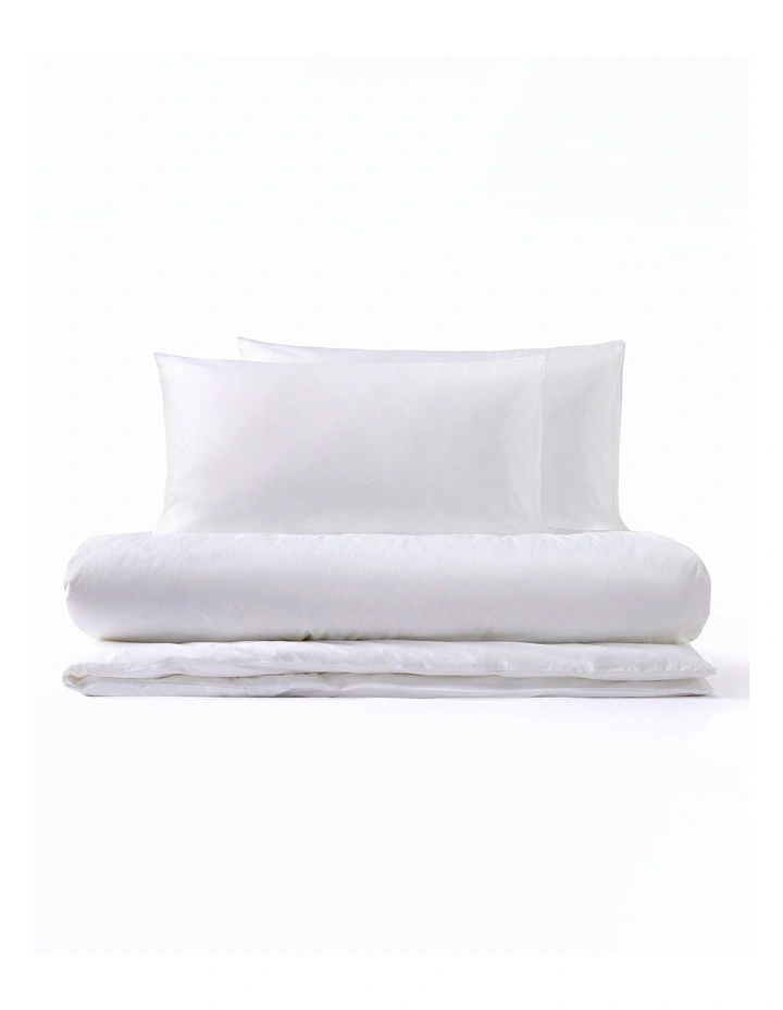 300TC Cotton Percale Quilt Cover Set in White image 3