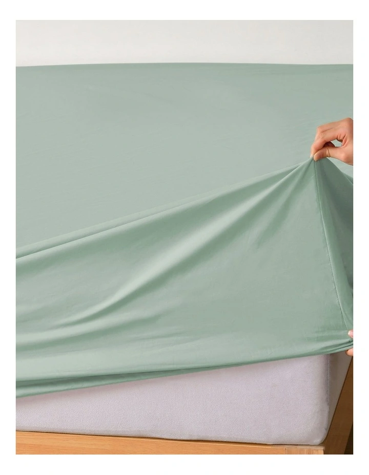 300 Thread Count Cotton Percale Combo Fitted Sheet Set in Sage image 5
