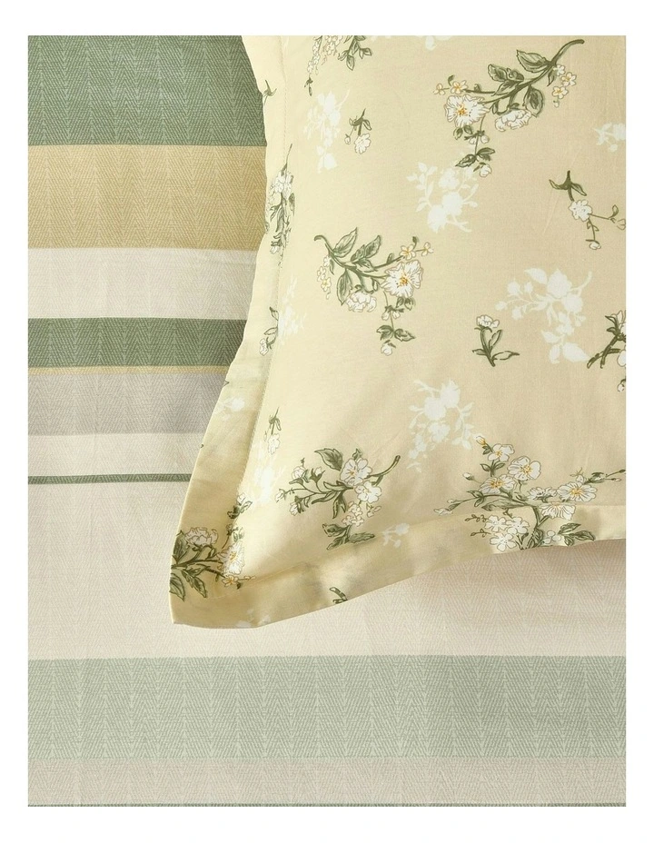 Otto Cotton Reversible Quilt Cover Set in Green image 3