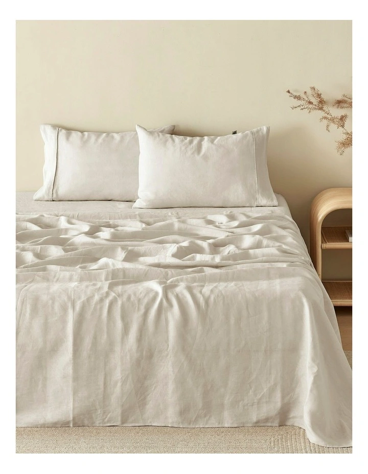European Flax Linen Sheet Set in Natural image 1