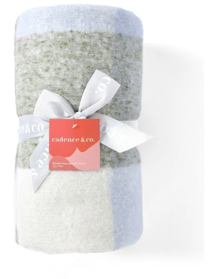 Sinclair Faux Mohair Check Throw 130x170cm in Leaf Green image 4