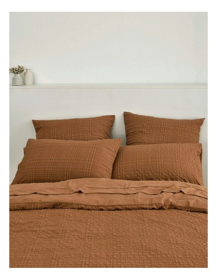 Ellis Seersucker Quilt Cover Set in Rust image 3