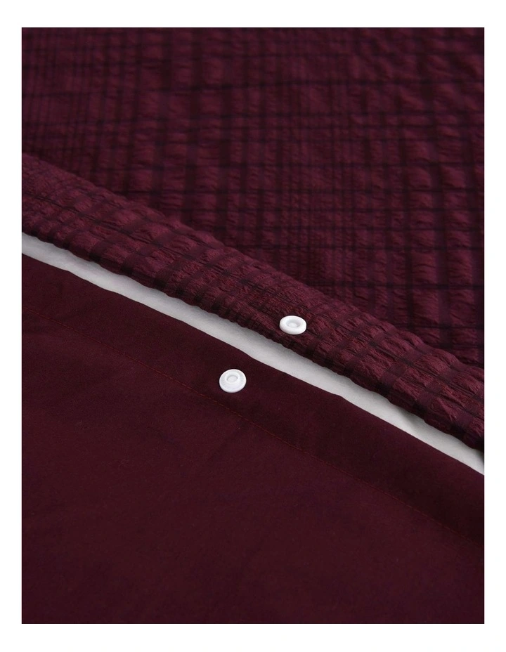 Ellis Seersucker Quilt Cover Set in Cherry image 6